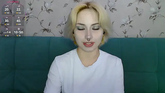 Snapshot of LeisaHopperstad chatting on July 2026 11:40:01 AM LeisaHopperstad online show from July 2026 11:40:01 AM