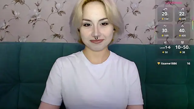Snapshot of LeisaHopperstad chatting on July 2026 12:45:01 PM LeisaHopperstad online show from July 2026 12:45:01 PM
