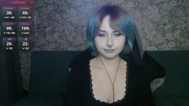 Snapshot of LeisaHopperstad chatting on April 2026 07:07:02 PM LeisaHopperstad online show from April 2026 07:07:02 PM