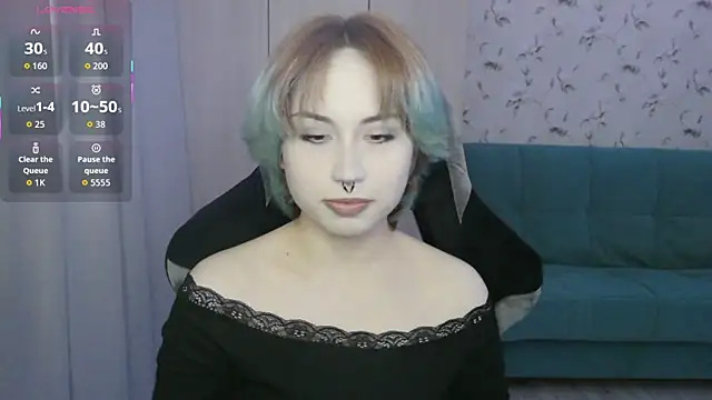 Snapshot of LeisaHopperstad chatting on May 2026 12:13:02 PM LeisaHopperstad online show from May 2026 12:13:02 PM