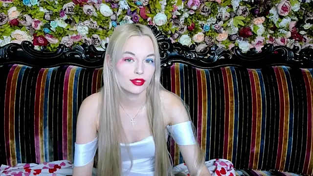 CallMeMargo online show from October 2025 12:53:02 PM