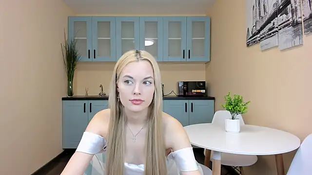 CallMeMargo online show from October 2025 11:12:01 AM