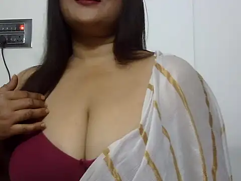 Snapshot of aarohee9 chatting on February 2026 06:51:02 PM aarohee9 online show from February 2026 06:51:02 PM