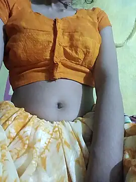 misskomal97 online show from October 2025 06:53:01 PM
