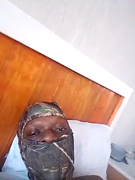 Snapshot of Swazibigmachine chatting on February 2026 05:35:01 AM Swazibigmachine online show from February 2026 05:35:01 AM