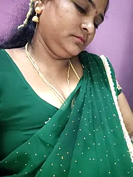 Snapshot of navyasree143 chatting on October 2025 01:26:02 AM navyasree143 online show from October 2025 01:26:02 AM