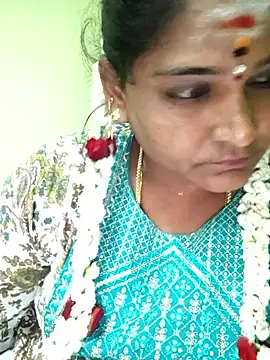 Snapshot of navyasree143 chatting on November 2025 07:28:01 PM navyasree143 online show from November 2025 07:28:01 PM