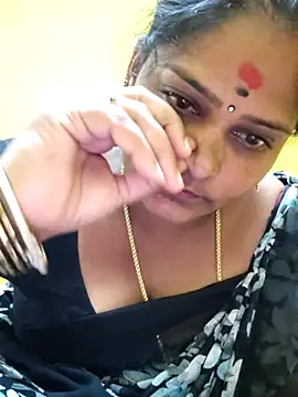 Snapshot of navyasree143 chatting on November 2025 02:00:02 PM navyasree143 online show from November 2025 02:00:02 PM