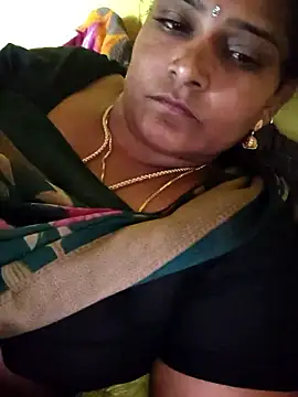 Snapshot of navyasree143 chatting on October 2025 05:50:01 AM navyasree143 online show from October 2025 05:50:01 AM