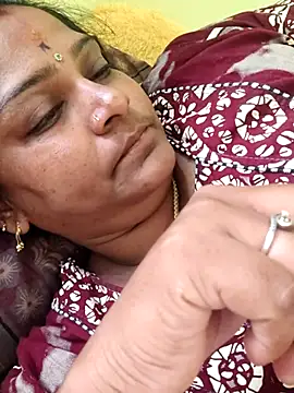 Snapshot of navyasree143 chatting on November 2025 02:23:02 AM navyasree143 online show from November 2025 02:23:02 AM