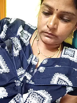 Snapshot of navyasree143 chatting on November 2025 02:15:01 AM navyasree143 online show from November 2025 02:15:01 AM