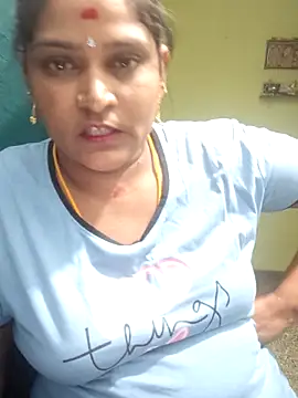 Snapshot of navyasree143 chatting on November 2025 05:01:01 PM navyasree143 online show from November 2025 05:01:01 PM