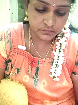 Snapshot of navyasree143 chatting on December 2025 11:39:01 PM navyasree143 online show from December 2025 11:39:01 PM