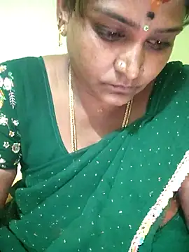 Snapshot of navyasree143 chatting on November 2025 12:38:01 PM navyasree143 online show from November 2025 12:38:01 PM