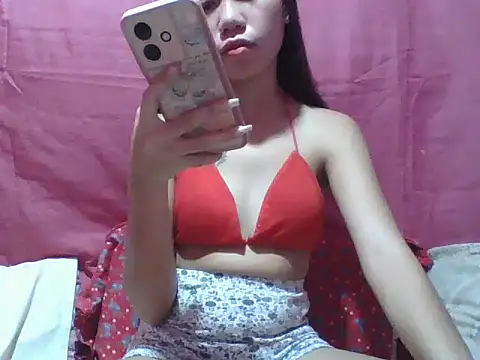 Snapshot of SweetPussie18x chatting on April 2026 02:51:02 AM SweetPussie18x online show from April 2026 02:51:02 AM