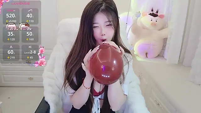 Coco-Di online show from December 2025 02:04:02 AM