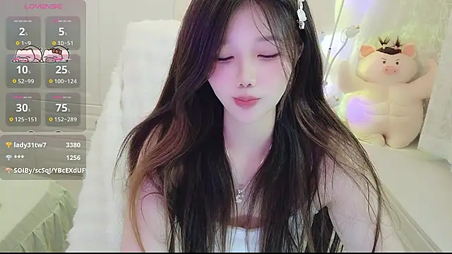 Snapshot of Coco-Di chatting on July 2026 06:47:02 AM Coco-Di online show from July 2026 06:47:02 AM