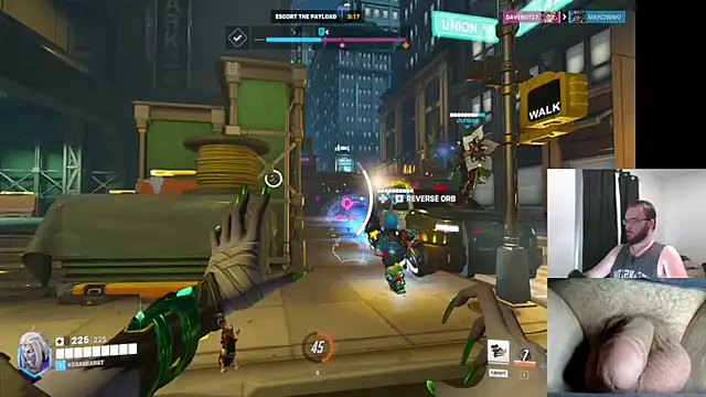 Snapshot of bear8t chatting on November 2025 05:05:01 PM bear8t online show from November 2025 05:05:01 PM