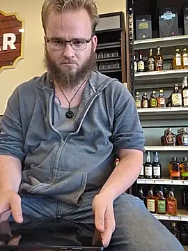Snapshot of bear8t chatting on May 2026 09:43:02 PM bear8t online show from May 2026 09:43:02 PM