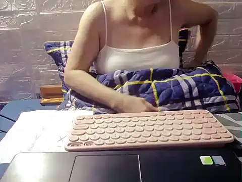 Snapshot of hyhy_99 chatting on October 2025 04:29:02 PM hyhy 99 online show from October 2025 04:29:02 PM