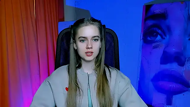 JuneWoods online show from March 2026 07:22:02 AM