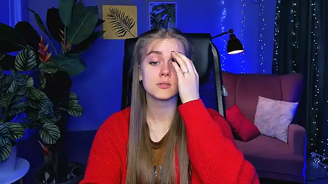 JuneWoods online show from March 2026 07:17:01 AM