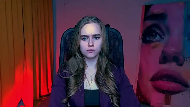 JuneWoods online show from March 2026 02:10:01 PM