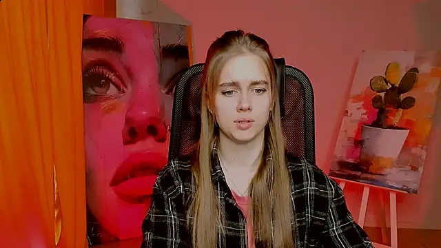 JuneWoods online show from April 2026 07:20:02 AM