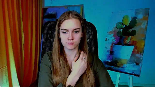 JuneWoods online show from April 2026 07:21:01 AM