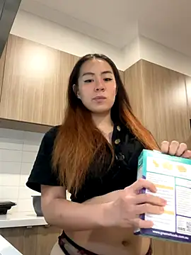 blueburrypie online show from December 2025 01:43:02 PM