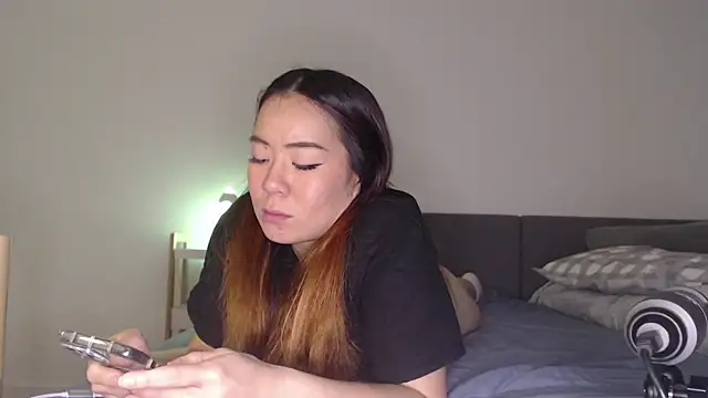 blueburrypie online show from October 2025 12:26:02 PM