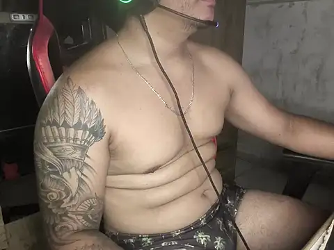 gtzmoreno online show from November 2025 10:21:01 PM