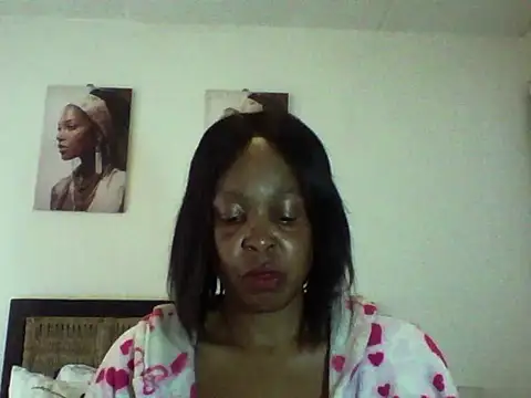 Blacksashaxx online show from November 2025 12:20:01 PM