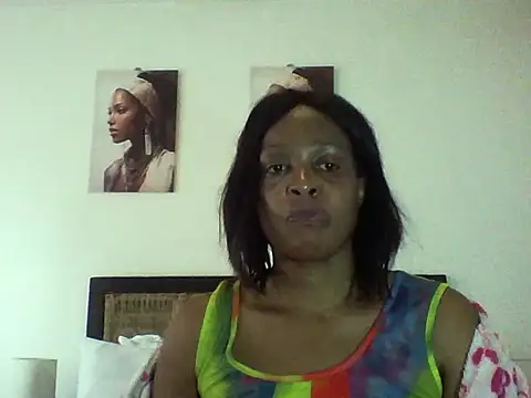 Snapshot of Blacksashaxx chatting on November 2025 12:20:01 PM Blacksashaxx online show from November 2025 12:20:01 PM