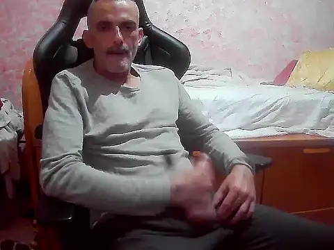 Snapshot of uaintmybabbydaddy chatting on October 2025 04:59:02 PM uaintmybabbydaddy online show from October 2025 04:59:02 PM