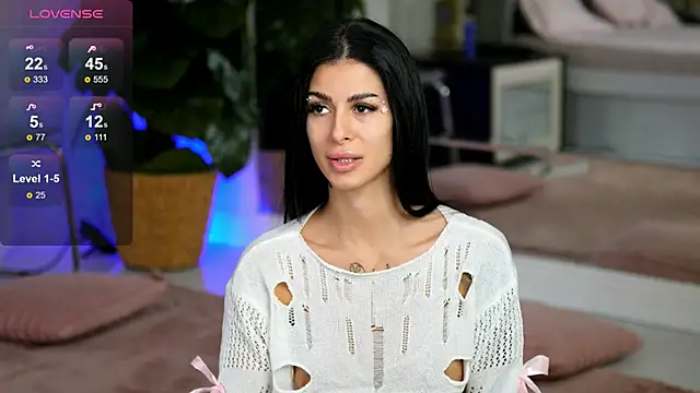 Snapshot of EvaAmanti chatting on November 2025 04:29:02 AM EvaAmanti online show from November 2025 04:29:02 AM