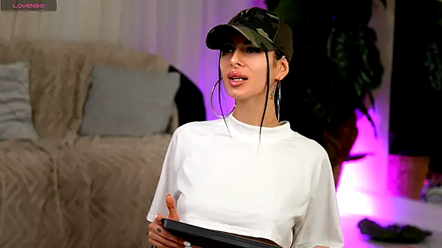 EvaAmanti online show from January 2026 04:19:01 AM