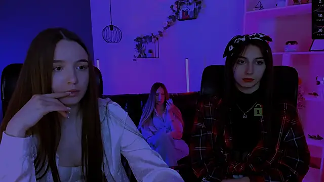 leslie bird online show from March 2026 11:19:02 AM