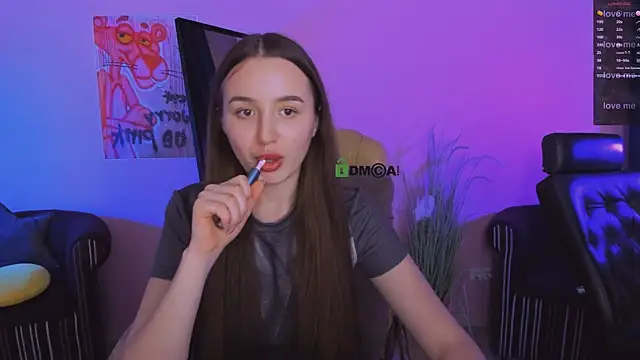 leslie bird online show from November 2025 12:53:02 PM