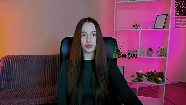 leslie bird online show from November 2025 02:17:01 PM