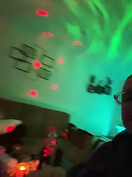 Snapshot of Zakmaro chatting on December 2025 03:50:02 PM Zakmaro online show from December 2025 03:50:02 PM