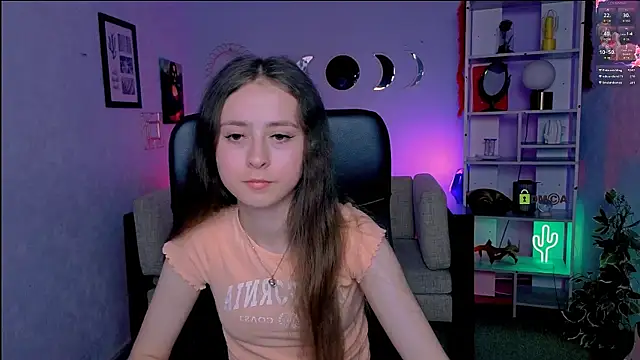 rebecca smile online show from June 2026 12:38:01 PM