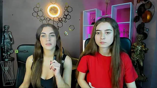 rebecca smile online show from December 2025 01:35:02 PM