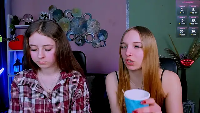 rebecca smile online show from February 2026 02:02:01 PM