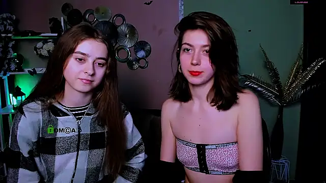 rebecca smile online show from December 2025 01:26:02 PM