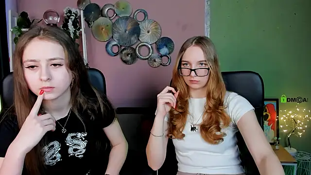 rebecca smile online show from February 2026 01:11:01 PM