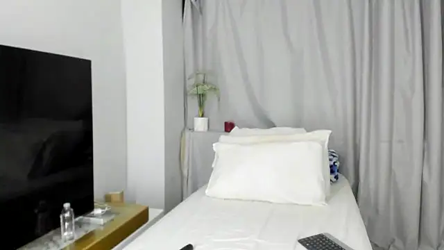 Snapshot of ConnieSmall24 chatting on November 2025 11:05:01 PM ConnieSmall24 online show from November 2025 11:05:01 PM