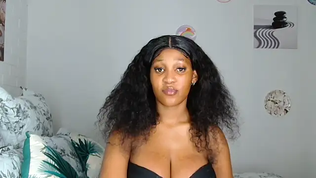 Snapshot of ConnieSmall24 chatting on June 2026 11:10:02 PM ConnieSmall24 online show from June 2026 11:10:02 PM