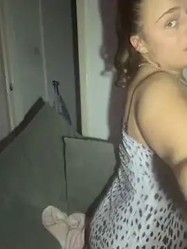 Snapshot of Roxy_30 chatting on December 2025 06:03:01 PM Roxy 30 online show from December 2025 06:03:01 PM