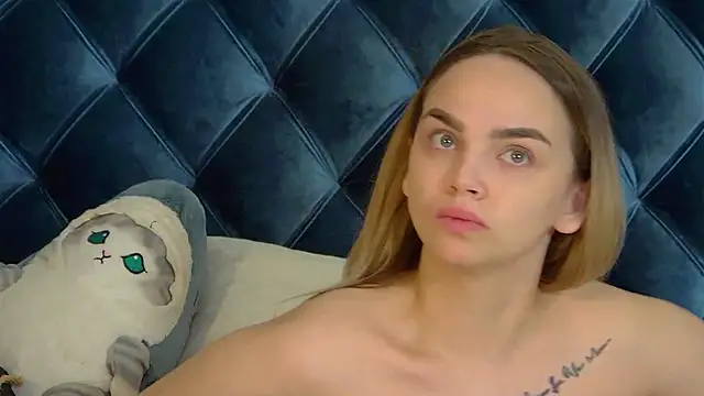 AnitaVenture online show from November 2025 04:06:02 AM